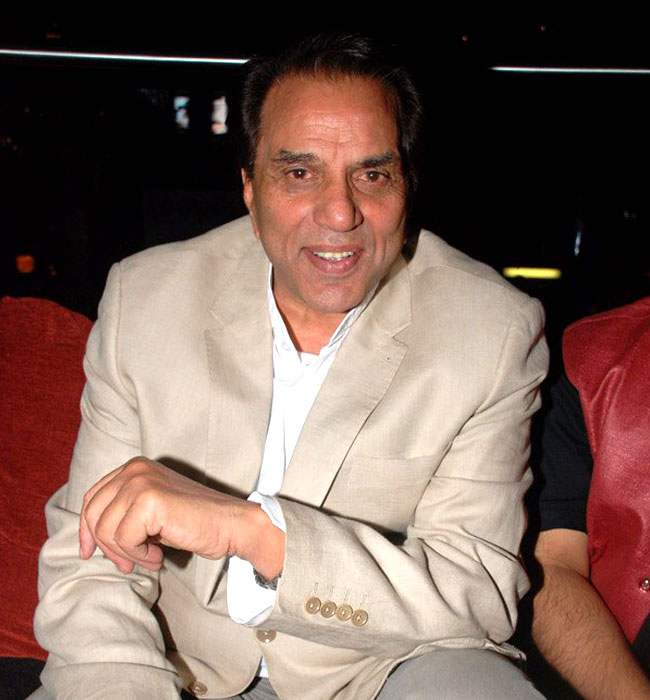 I would have been a farmer Dharmendra